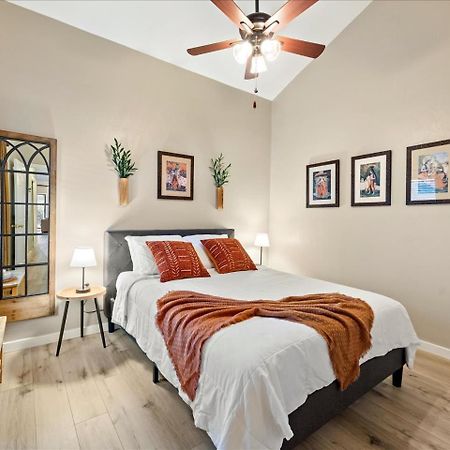 Artist'S Tower Townhome Just Renovated W Loft Γκέινσβιλ Εξωτερικό φωτογραφία