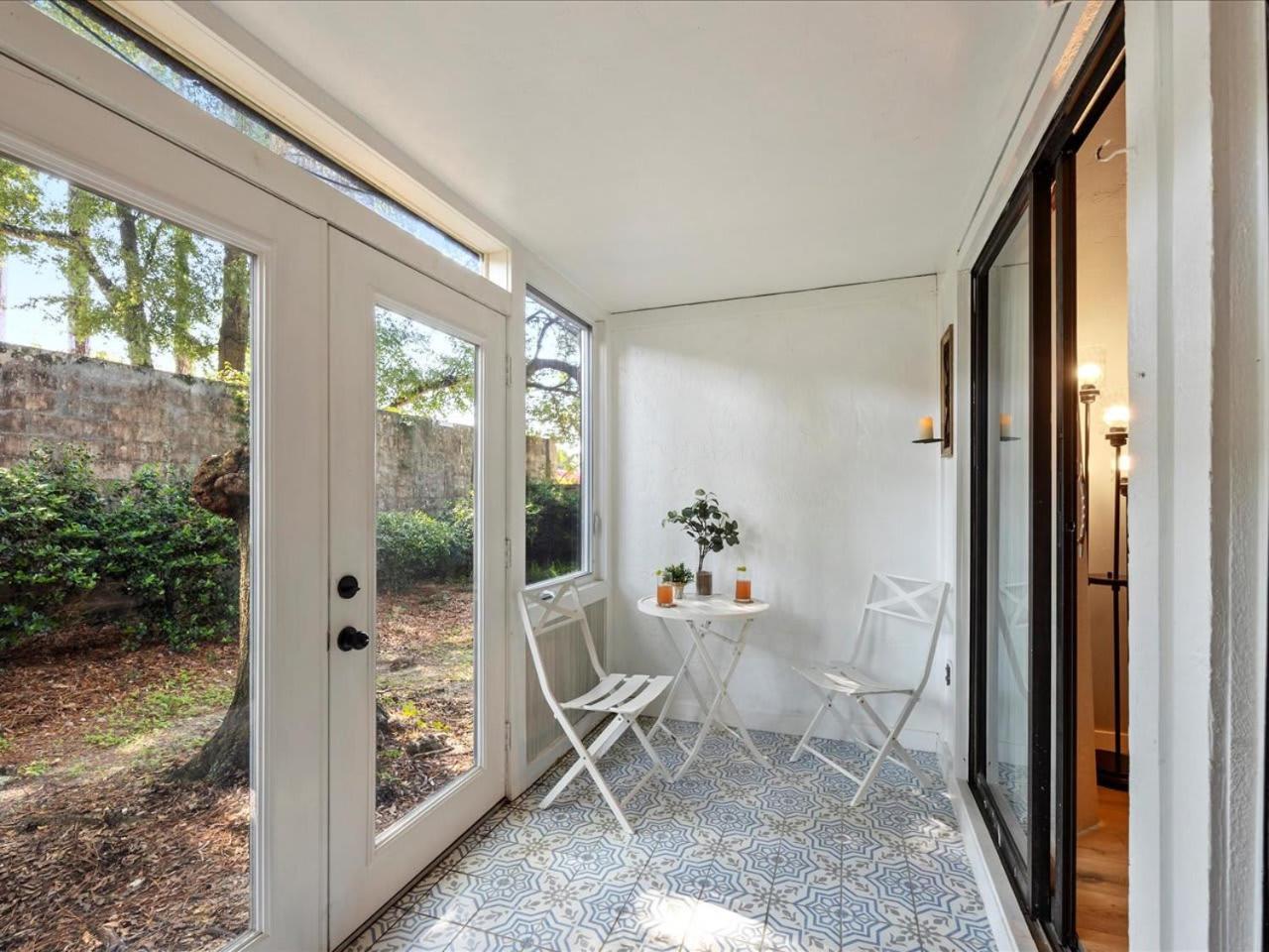 Artist'S Tower Townhome Just Renovated W Loft Γκέινσβιλ Εξωτερικό φωτογραφία