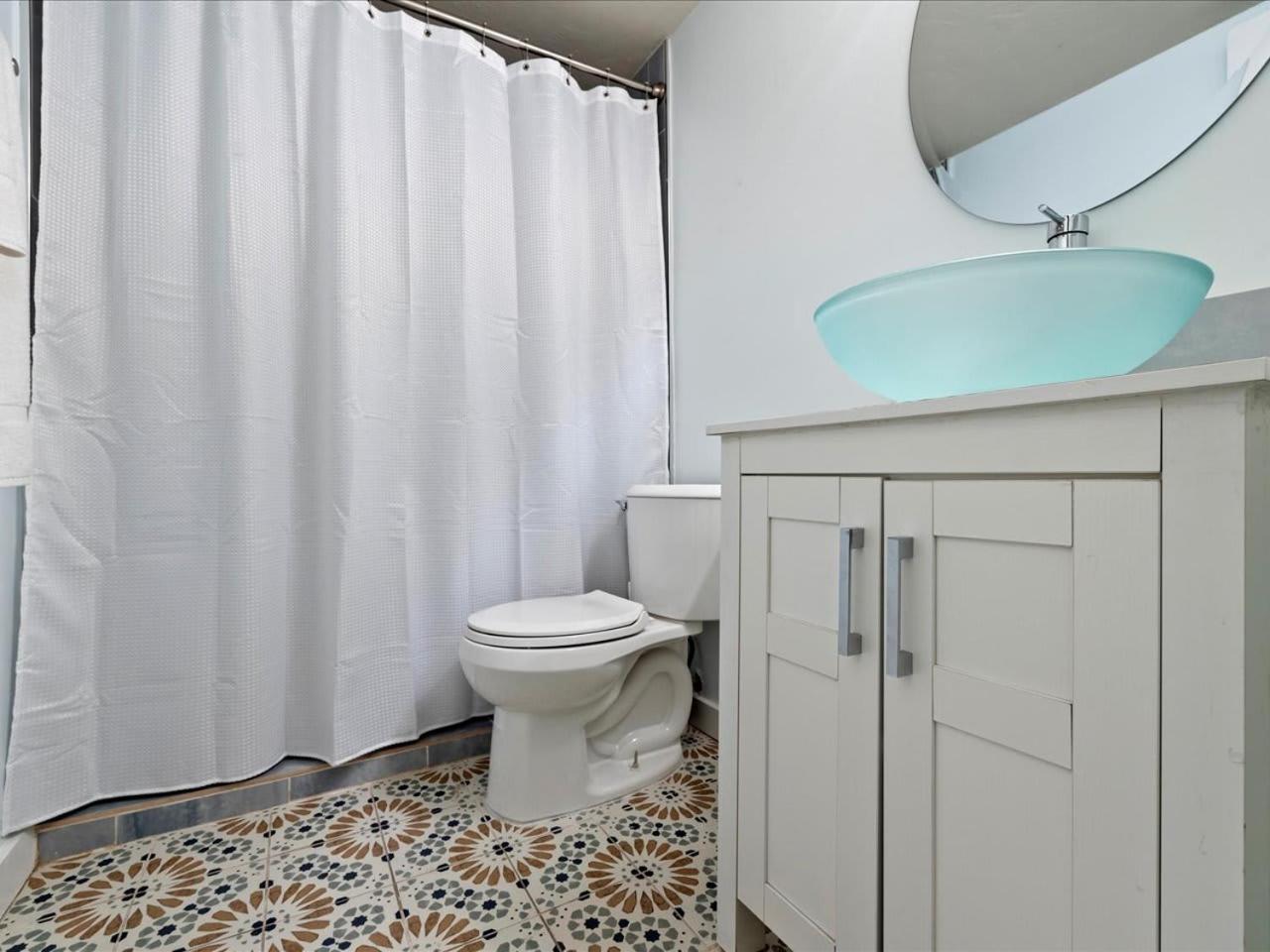 Artist'S Tower Townhome Just Renovated W Loft Γκέινσβιλ Εξωτερικό φωτογραφία